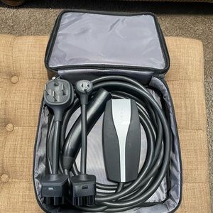 Tesla Mobile Charger